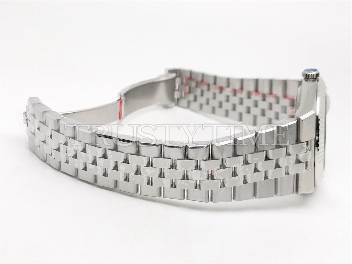 Копия часов Rolex Land-Dweller 40mm 127336-0001