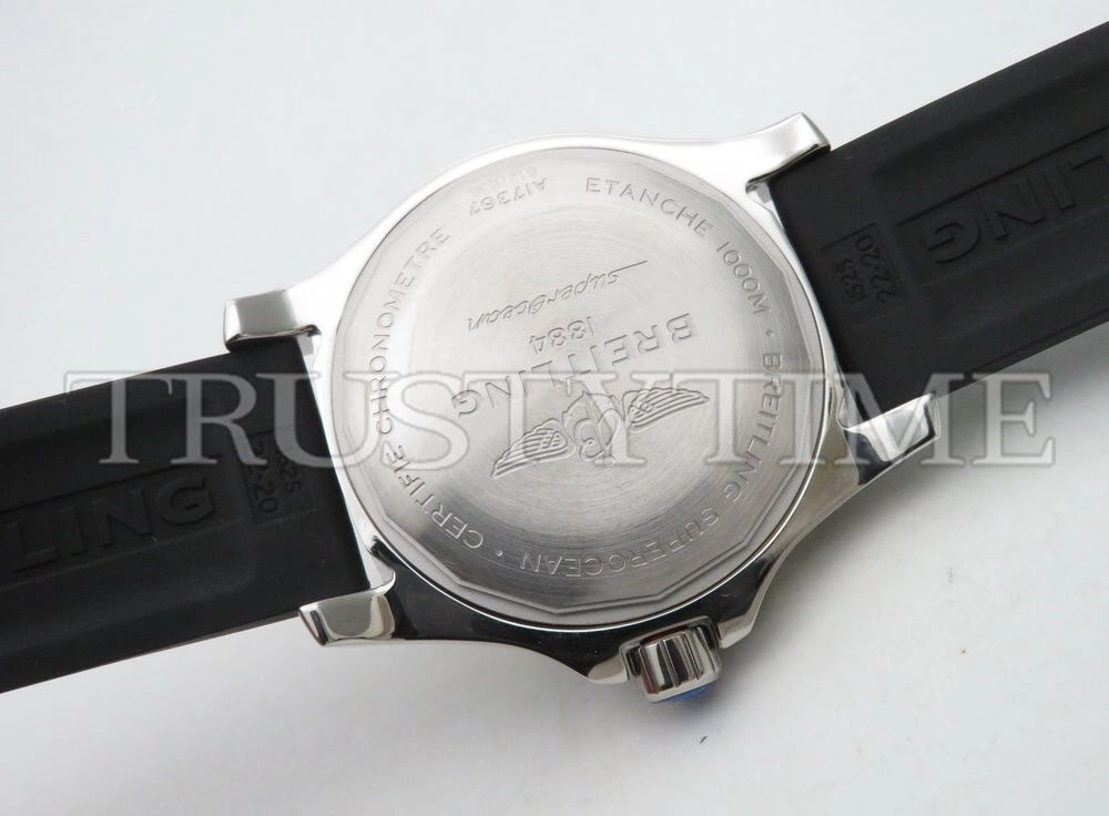 Копия часов Breitling Superocean Automatic 44 A17367021I1S1