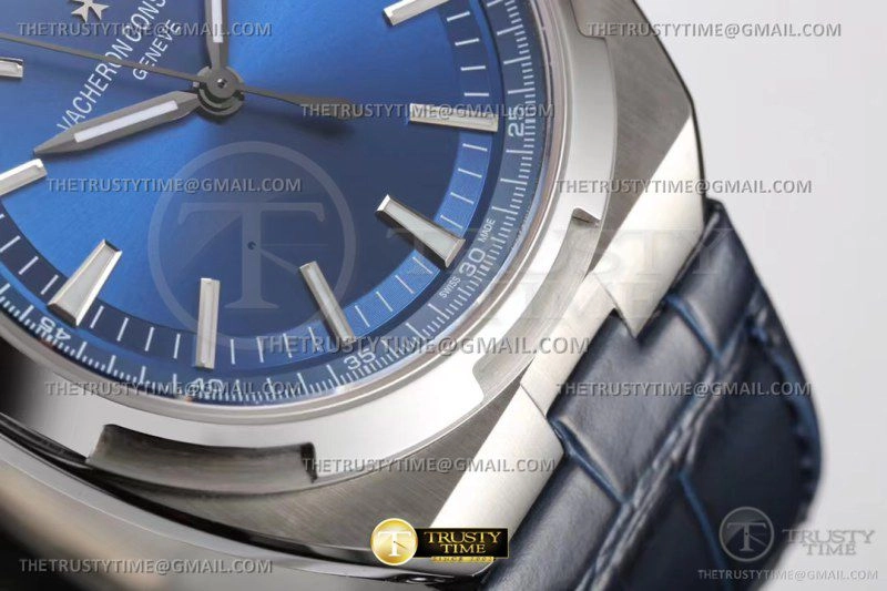 Vacheron Constantin Overseas 41mm 4500V/110A-B128 Vacheron Constantin Overseas 41mm 4500V/110A-B128