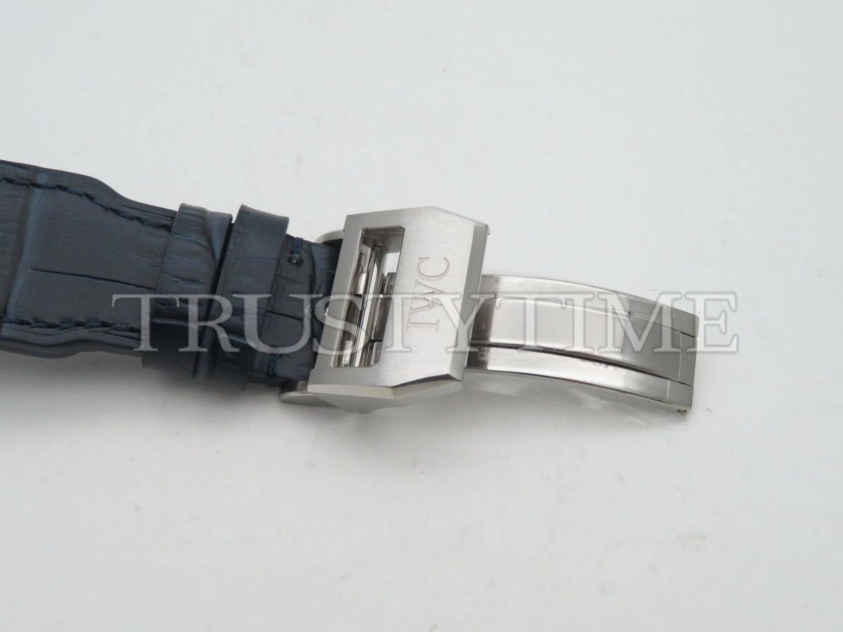 Копия часов IWC Big Pilot's Watch Edition Boutique London 46mm IW501008