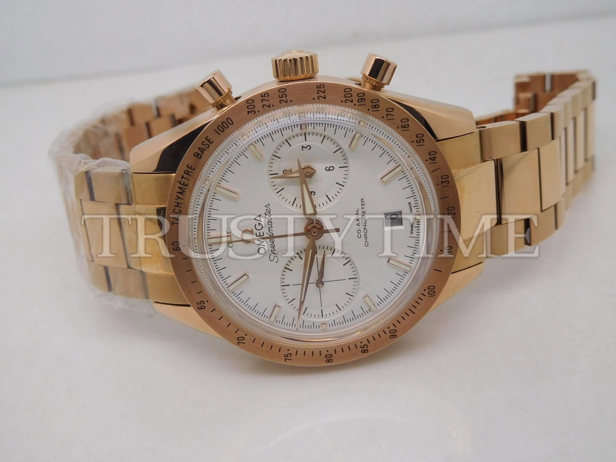 Копия часов Omega Speedmaster Speedmaster 57 Co-Axial Chronograph 41.5mm 331.50.42.51.02.002
