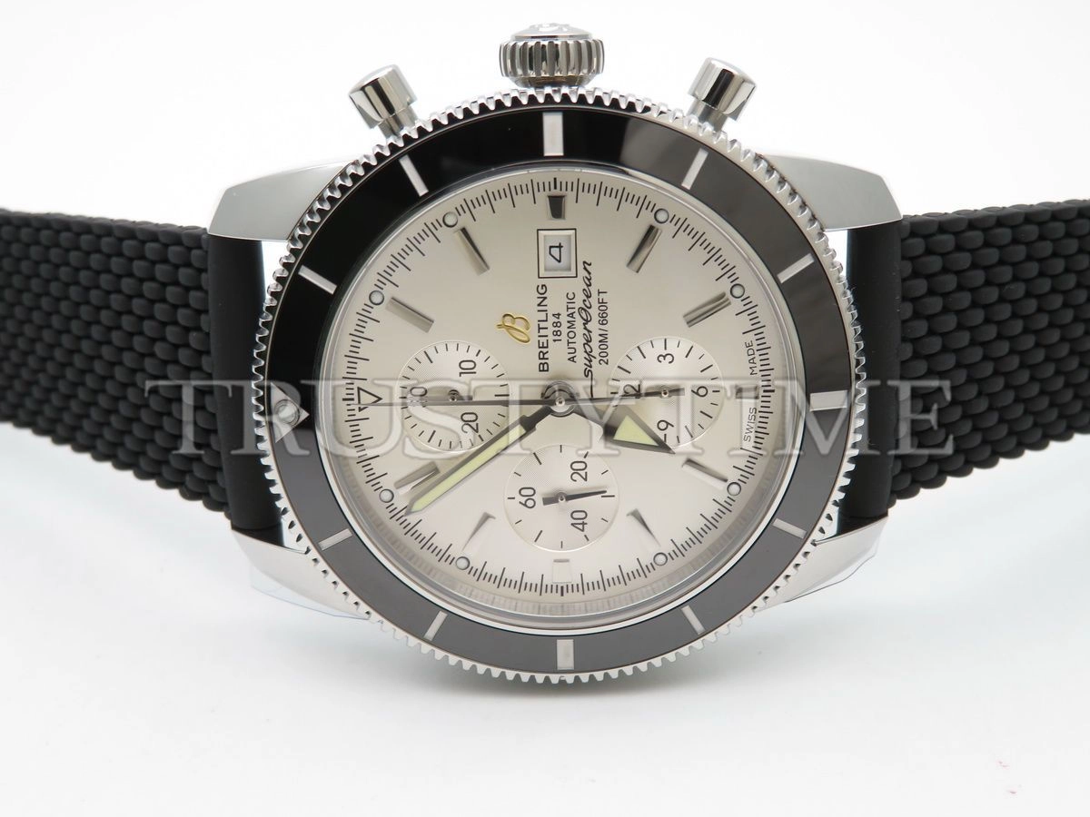 Копия часов Breitling Superocean Heritage Chronograph 46 A1332024/G698/201S