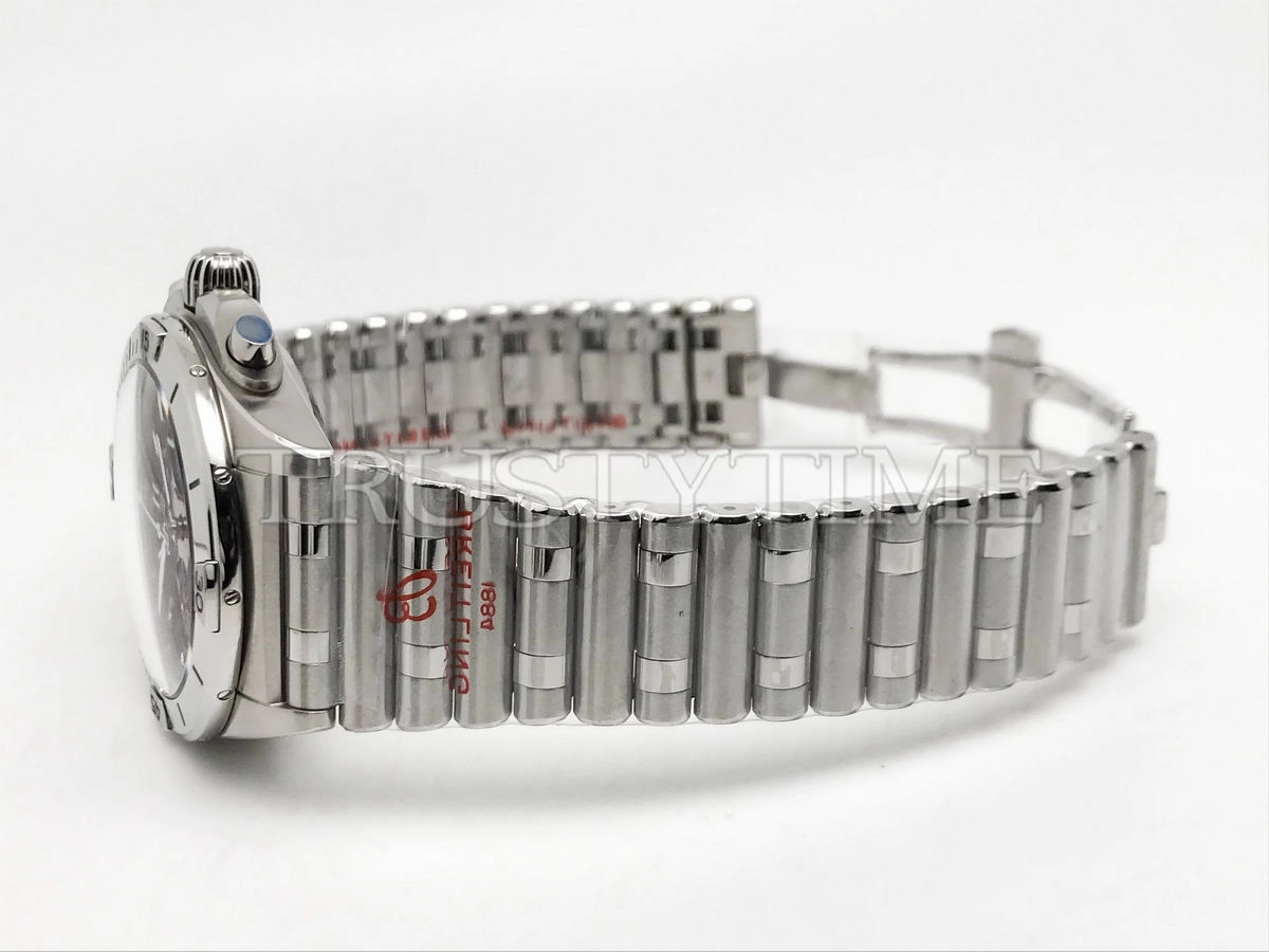 Копия часов Breitling Chronomat B01 42 Six Nations Wales AB0134A61K1A1