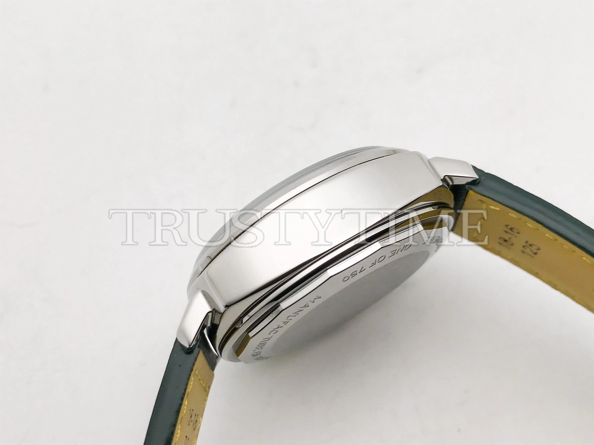 Копия часов Breitling Top Time B01 Racing 38mm AB01771A1L1X1