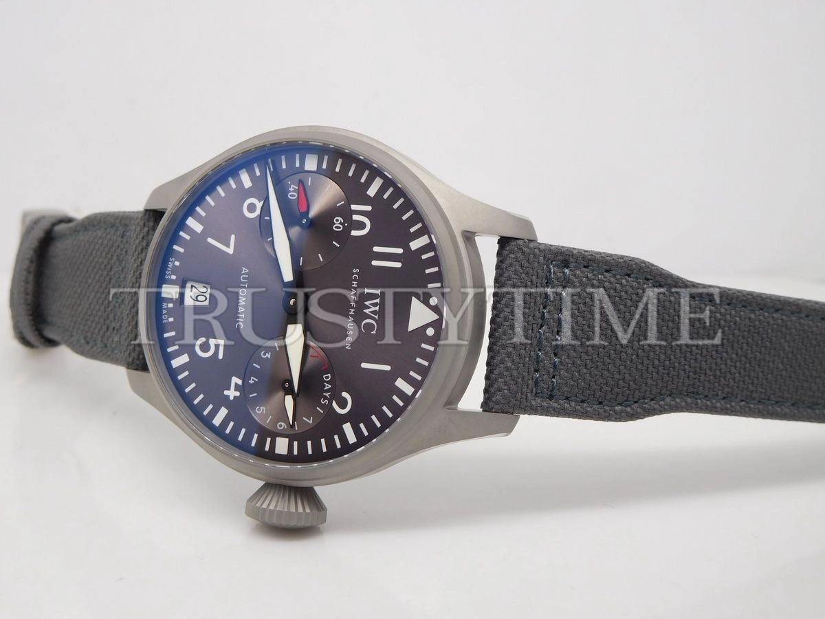 Реплика часов IWC Big Pilot's Watch Edition Patrouille Suisse 46mm IW500910 Арт.IW-0474 Копия часов IWC Big Pilot's Watch Edition Patrouille Suisse 46mm IW500910 Арт.IW-0474