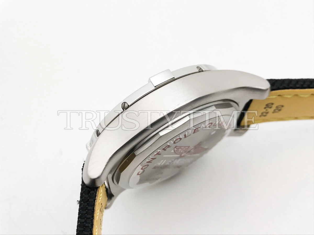 Копия часов Breitling Avenger Chronograph 45 A13317101B1X1