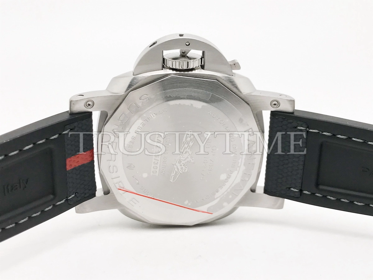 Копия часов Panerai Submersible Luna Rossa 42mm PAM01565