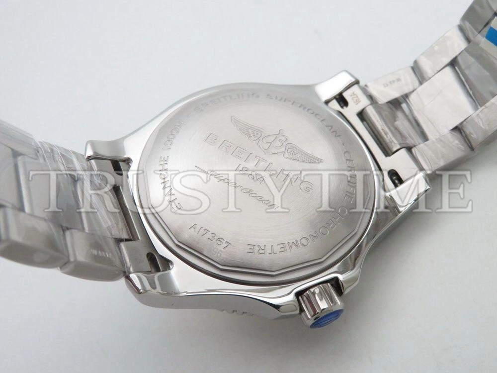 Копия часов Breitling Superocean Automatic 44 A17367021I1A1