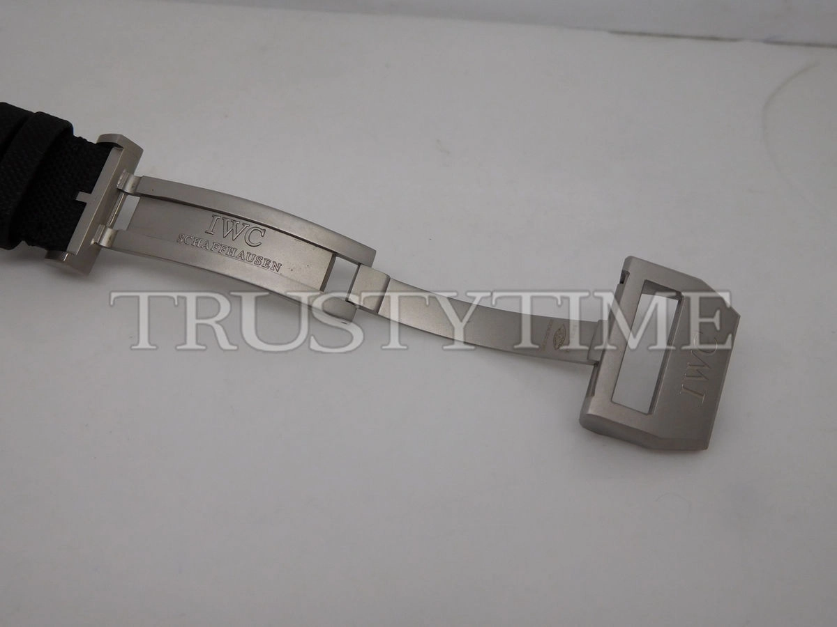 Копия часов IWC Big Pilot's Watch Top Gun 46mm IW502001