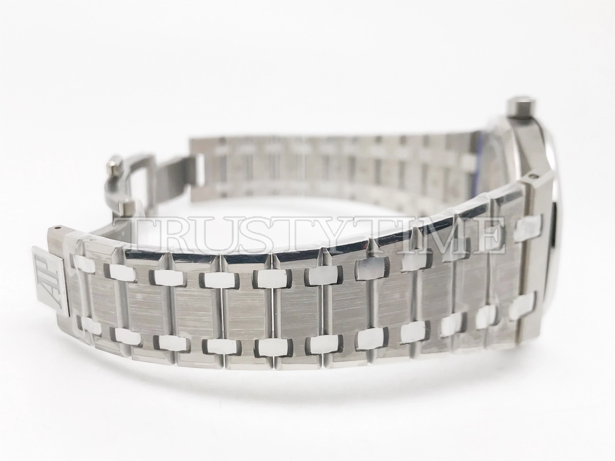 Реплика часов Audemars Piguet Royal Oak Jumbo Extra-Thin Titanium 16202XT.OO.1240XT.01 Арт.AP-1207 Копия часов Audemars Piguet Royal Oak Jumbo Extra-Thin Titanium 16202XT.OO.1240XT.01 Арт.AP-1207
