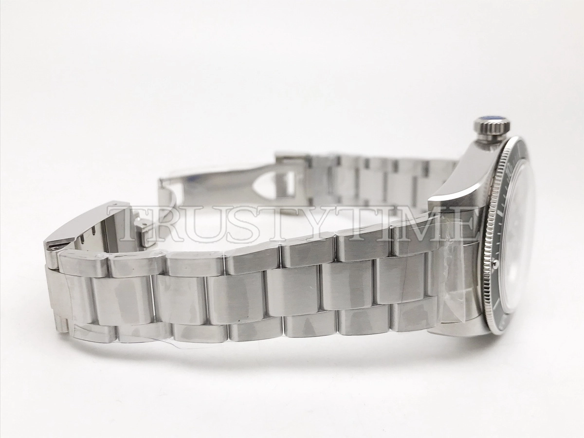 Копия часов Tudor Black Bay 68 43mm M7943A1A0NU-0002