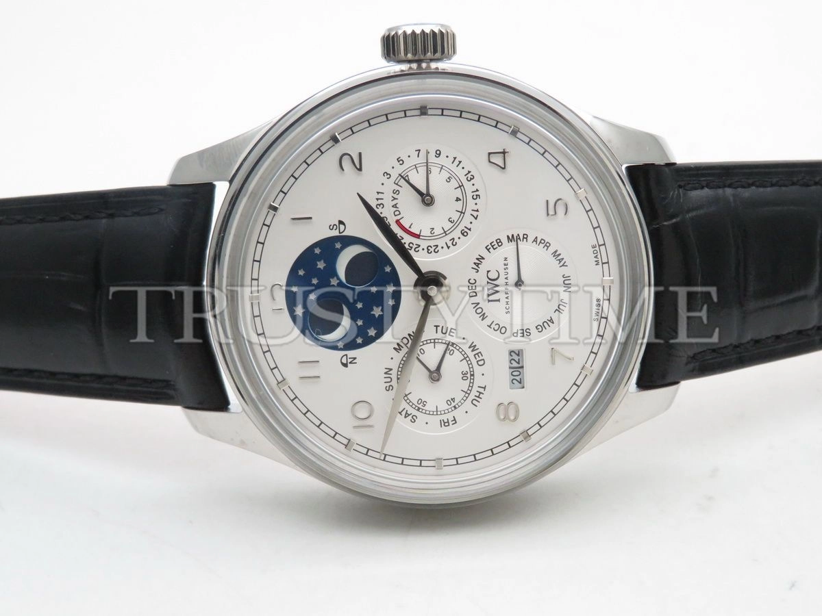 Копия часов IWC Portugieser Perpetual Calendar 44mm IW503406