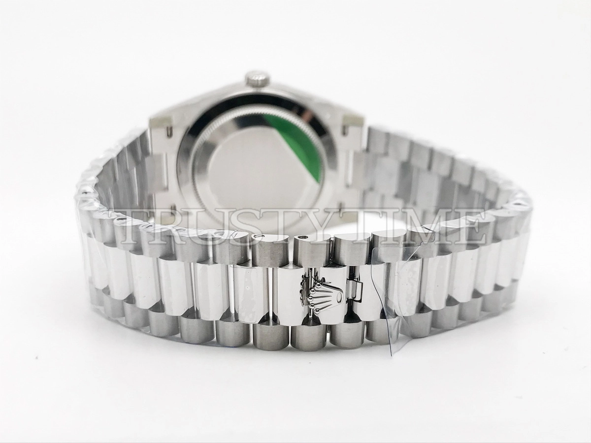 Копия часов Rolex Day-Date 40mm 228239-0078