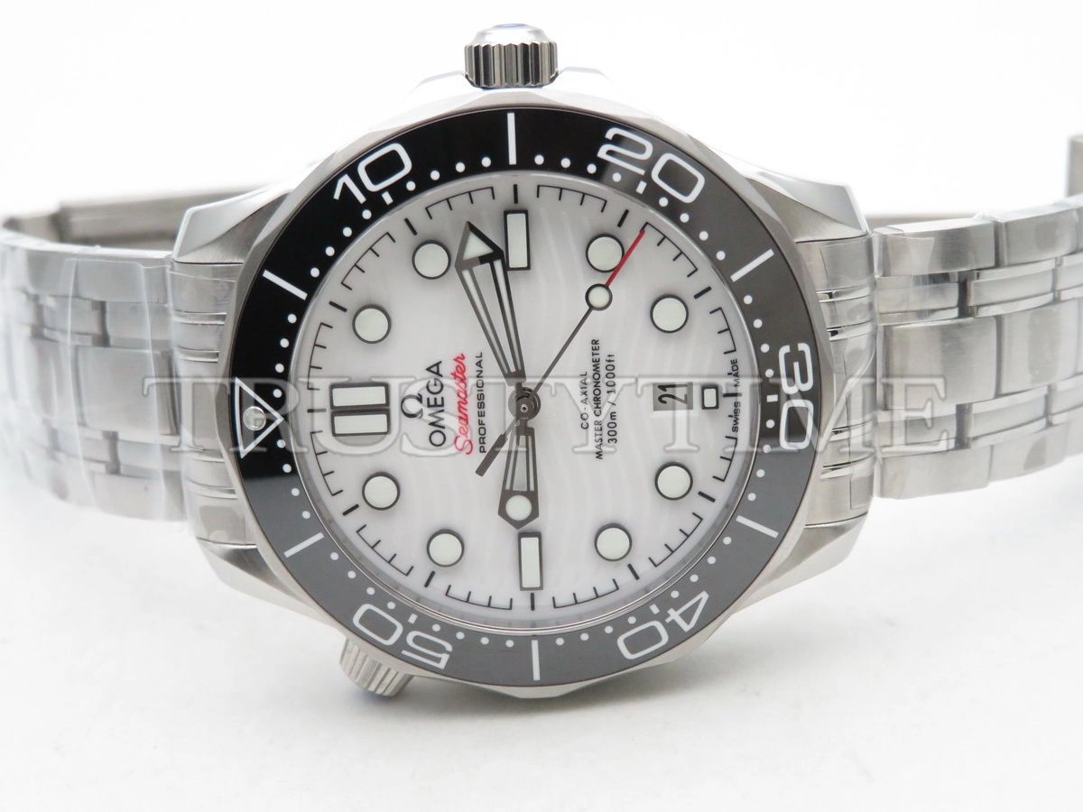 Копия часов Omega Seamaster Diver 300m Co-axial Chronometer 42mm 210.30.42.20.04.001