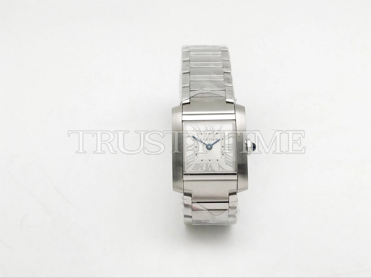 Копия часов Cartier Tank Française 21 WSTA0065