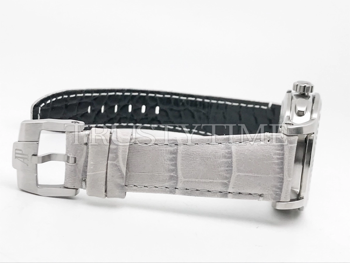 Копия часов Audemars Piguet Royal CODE 11.59 Chronograph Selfwinding 26393CR.OO.A009CR.01