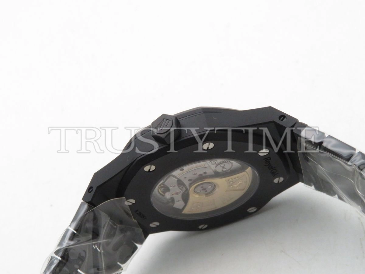 Копия часов Audemars Piguet Royal Oak Black Venom Custom 15400 White