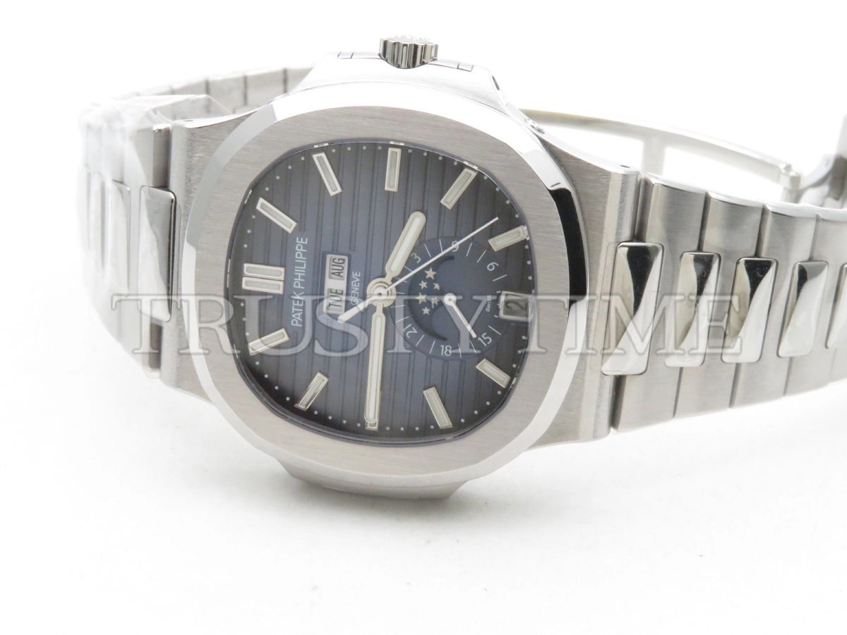 Копия часов Patek Philippe Nautilus Annual Calendar 40,5mm 5726/1A-014