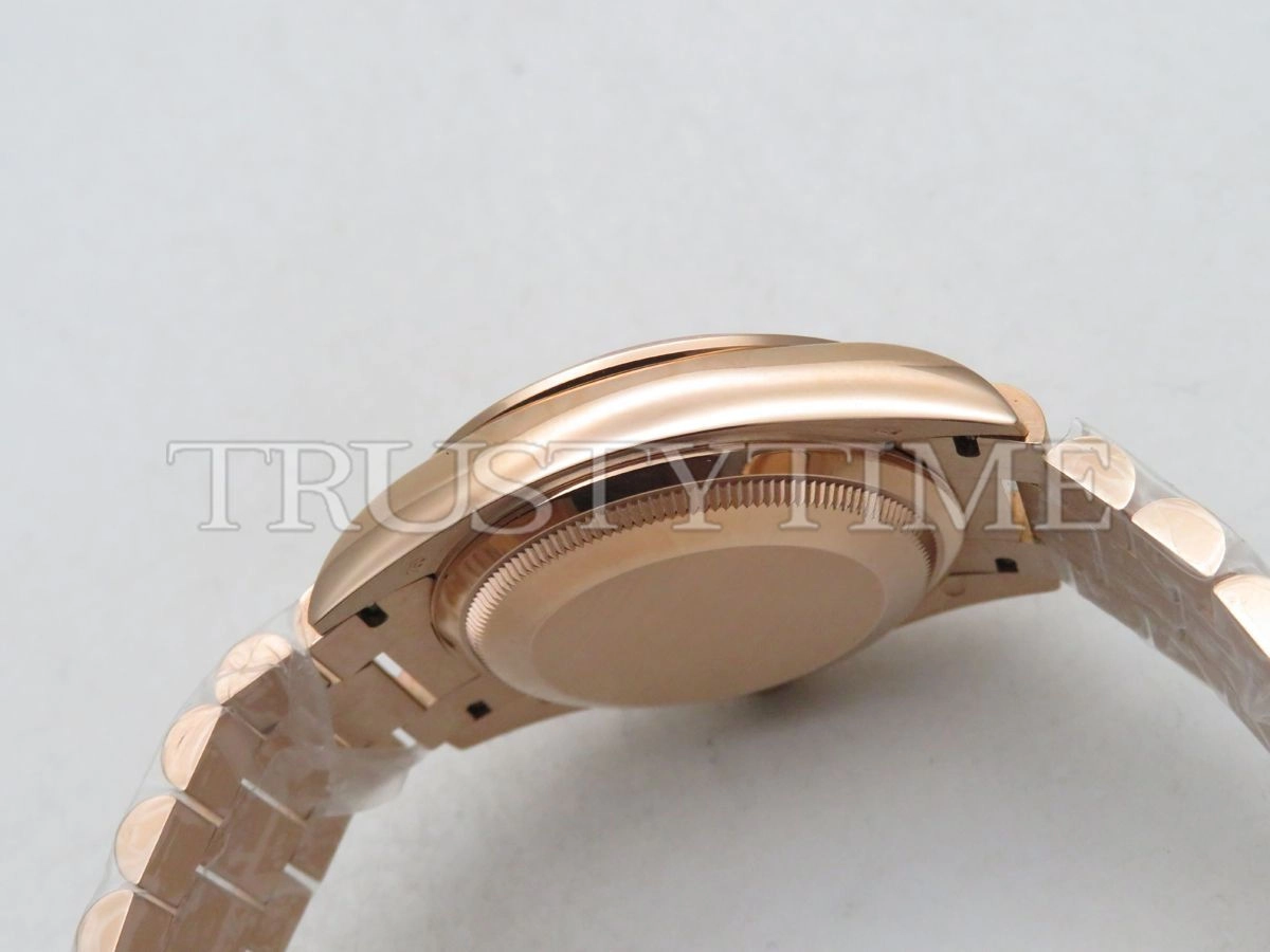 Копия часов Rolex Day-Date 36mm 128345RBR-0020