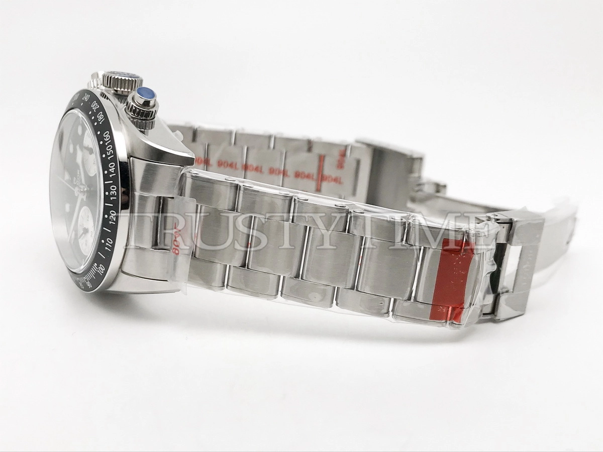 Копия часов Tudor Heritage Black Bay Chronograph 41mm M79360N-0001