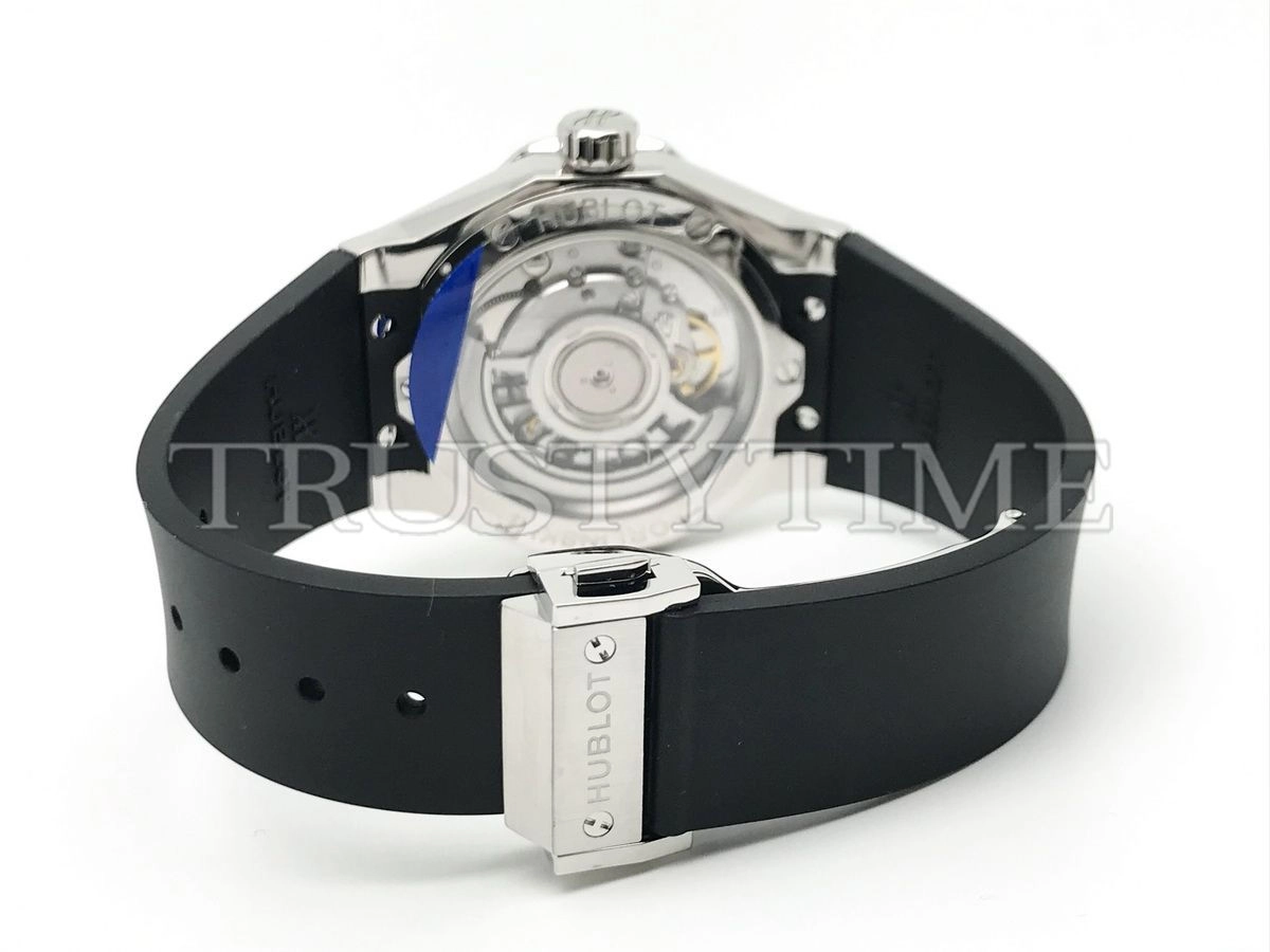 Копия часов Hublot Сlassic Fusion Orlinski 550.NS.1800.RX.ORL19 40 mm