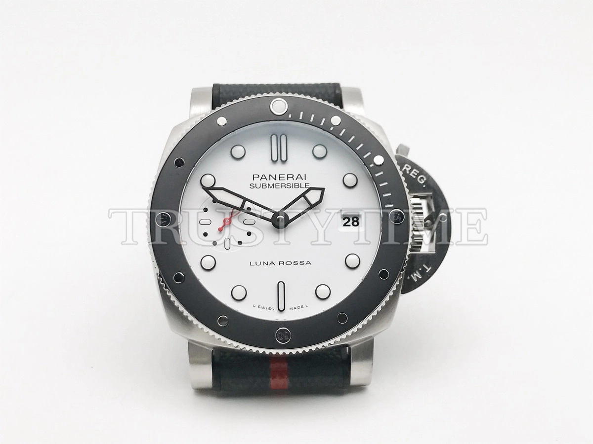 Копия часов Panerai Submersible Luna Rossa 42mm PAM01579