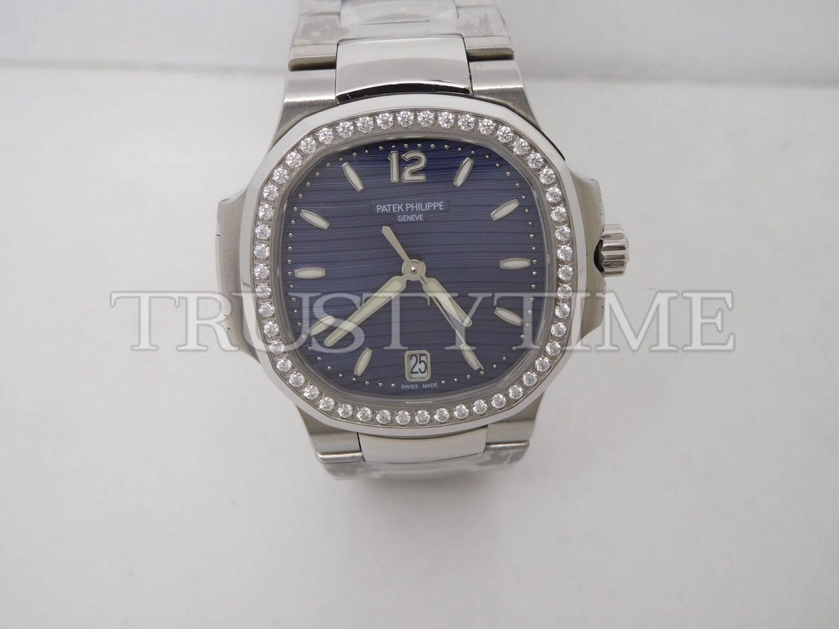 Копия часов Patek Philippe Nautilus Lades 34mm 7018/1A-010