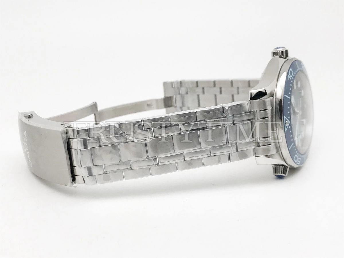 Копия часов Omega Seamaster Diver 300 Co-axial Master Chronometer 42mm 210.30.42.20.03.003