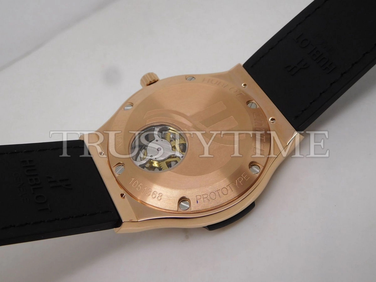 Копия часов Hublot Classic Fusion Tourbillon King Gold 45mm 505.OX.1180.LR