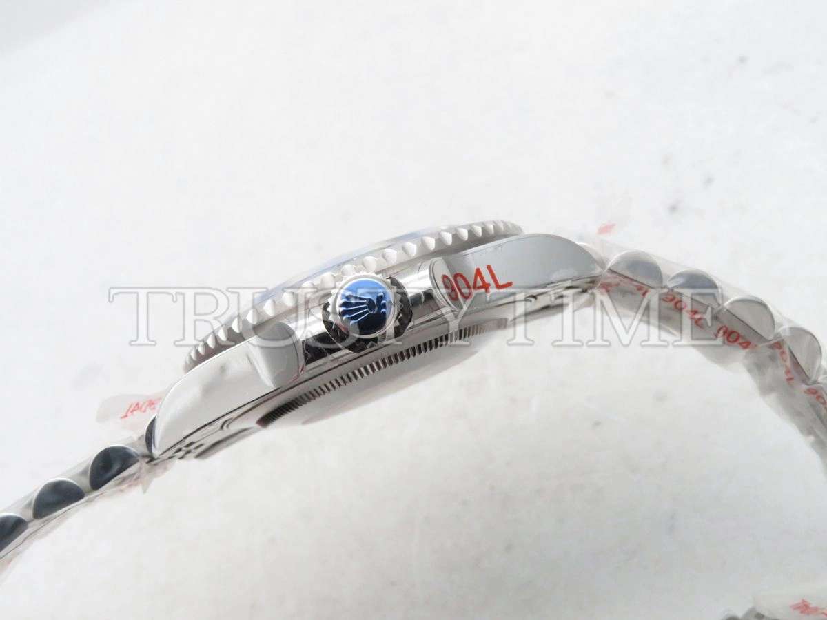Копия часов Rolex GMT Master II Batman 126710BLNR-0002
