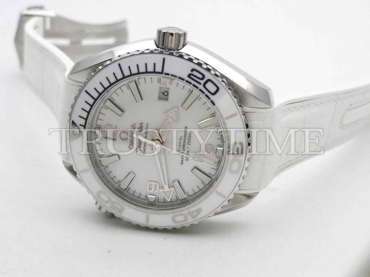 Копия часов Omega Seamaster Planet Ocean 600m Co‑Axial Master Chronometer 39,5 mm 215.33.40.20.04.001