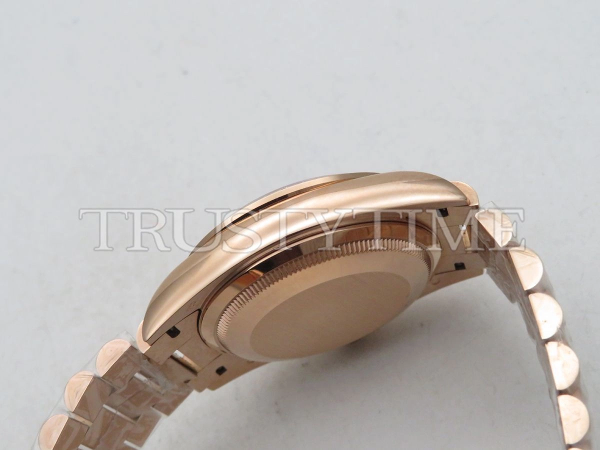 Копия часов Rolex Day-Date 36mm 128345RBR-0041