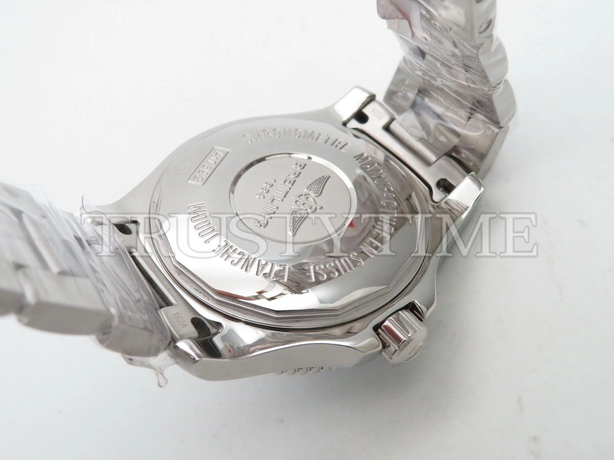 Копия часов Breitling Superocean II Gun 44 A17392D81C1A1