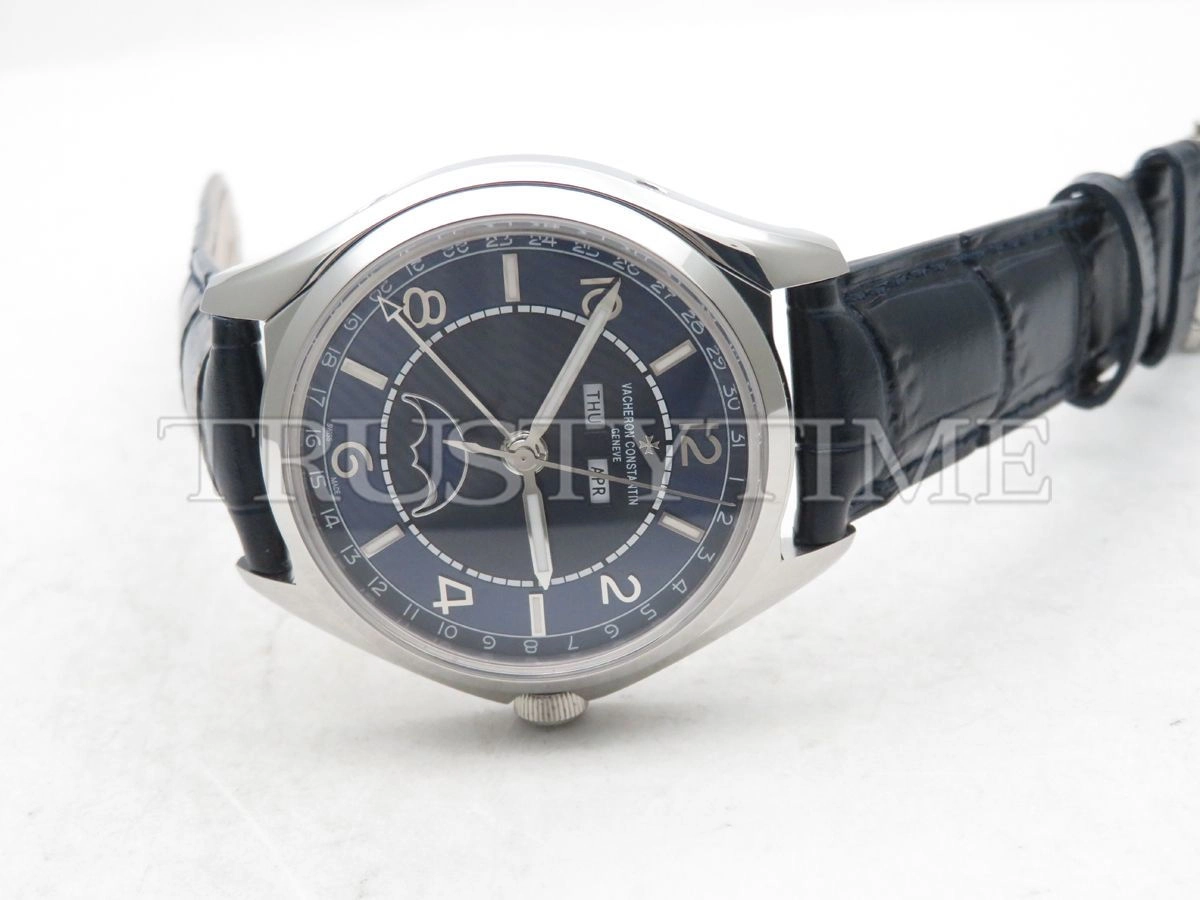 Копия часов Vacheron Constantin Fiftysix Complete Calendar 40mm 4000E/000A-B548