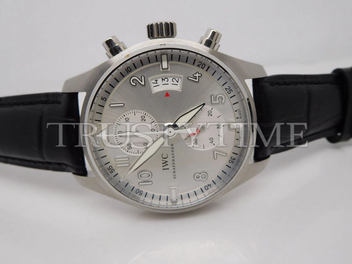 Копия часов IWC Pilot’s Watch Chronograph Edition JU-Air 43mm IW387809