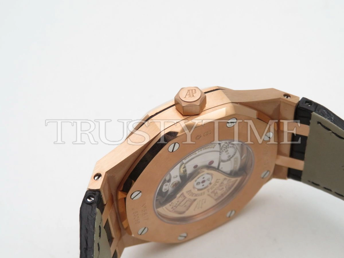 Копия часов Audemars Piguet Royal Oak Automatic II 15400OR.OO.D002CR.01