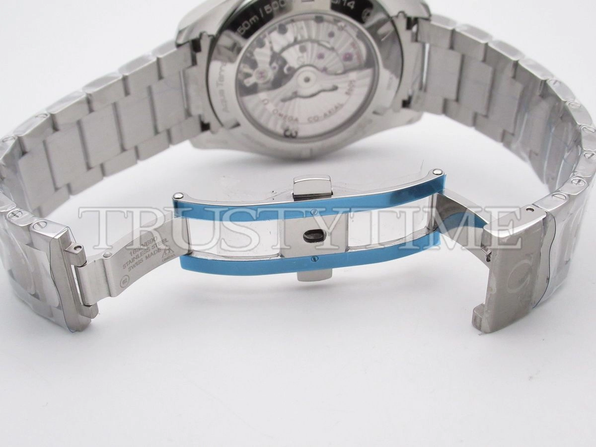 Копия часов Omega Seamaster Aqua Terra 150m Co-Axial Gmt 43mm 231.10.43.22.01.001