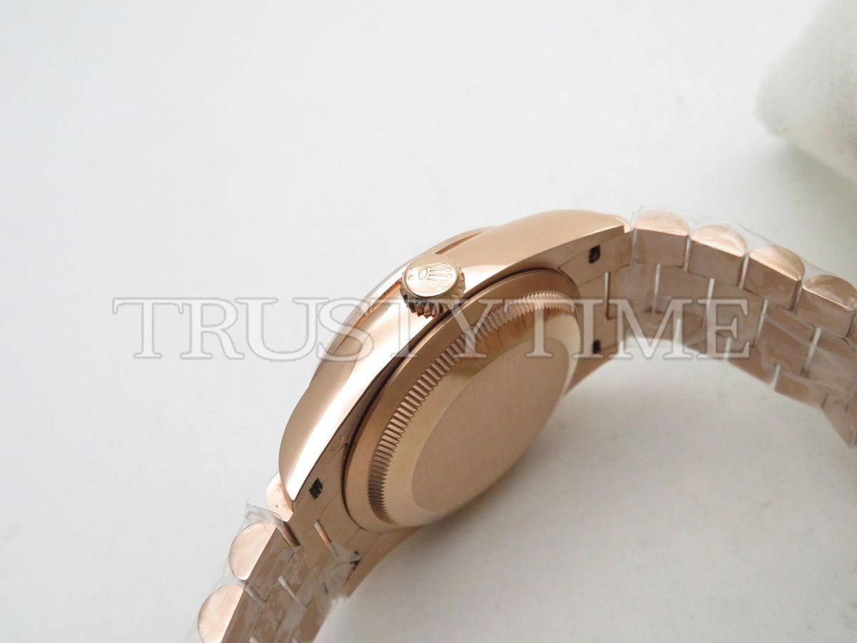 Копия часов Rolex Day-Date 36mm 128345RBR-0009