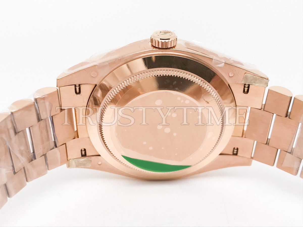 Копия часов Rolex Day-Date 40mm 228235-0056