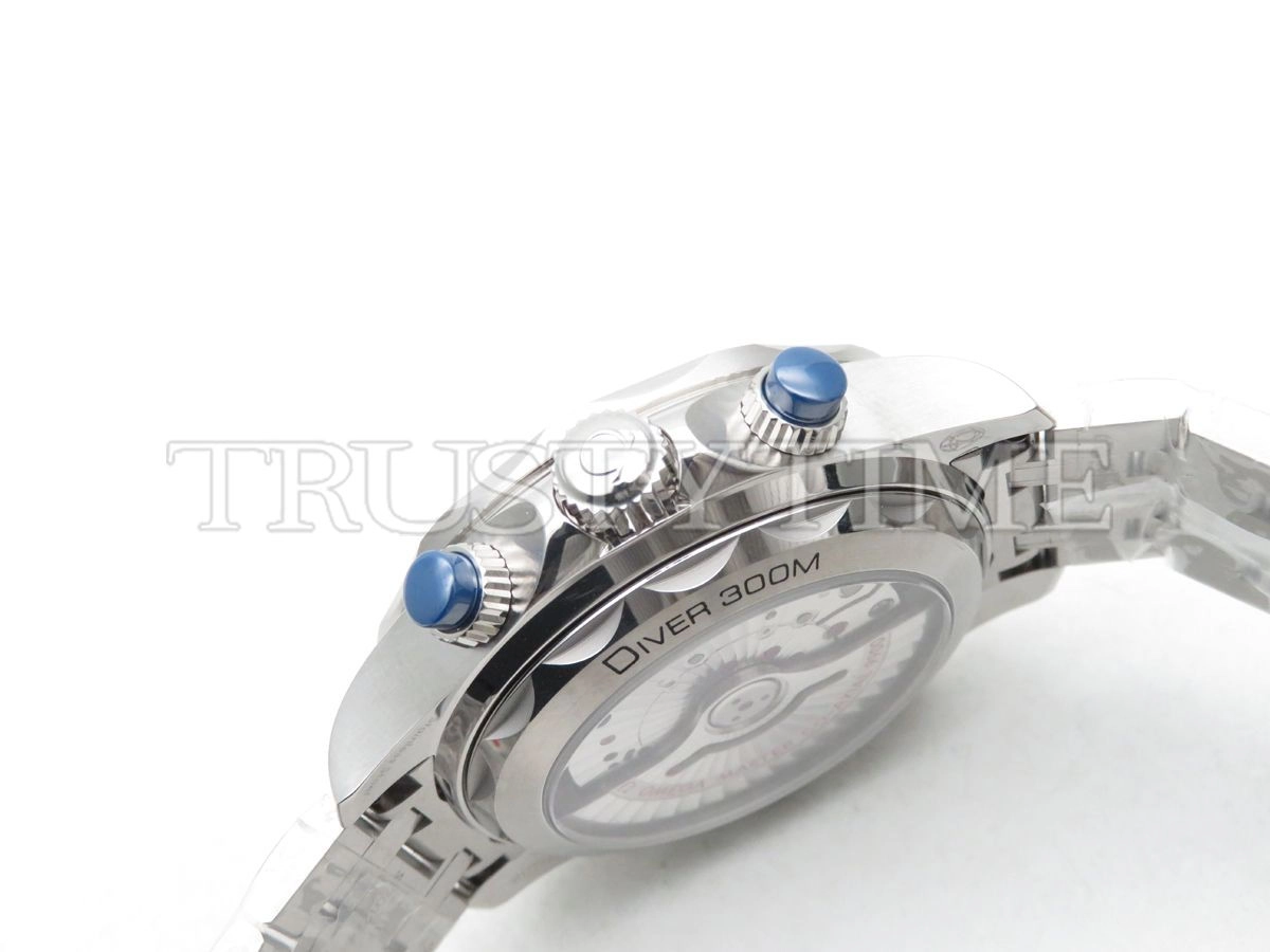 Копия часов Omega Seamaster Diver 300m Co‑Axial Master Chronometer Chronograph 44mm 210.30.44.51.03.001