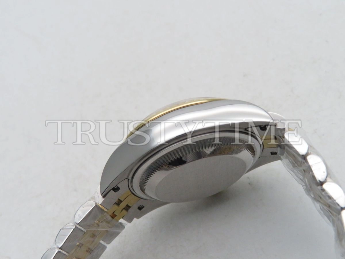 Копия часов Rolex DateJust 28mm 279173-0023