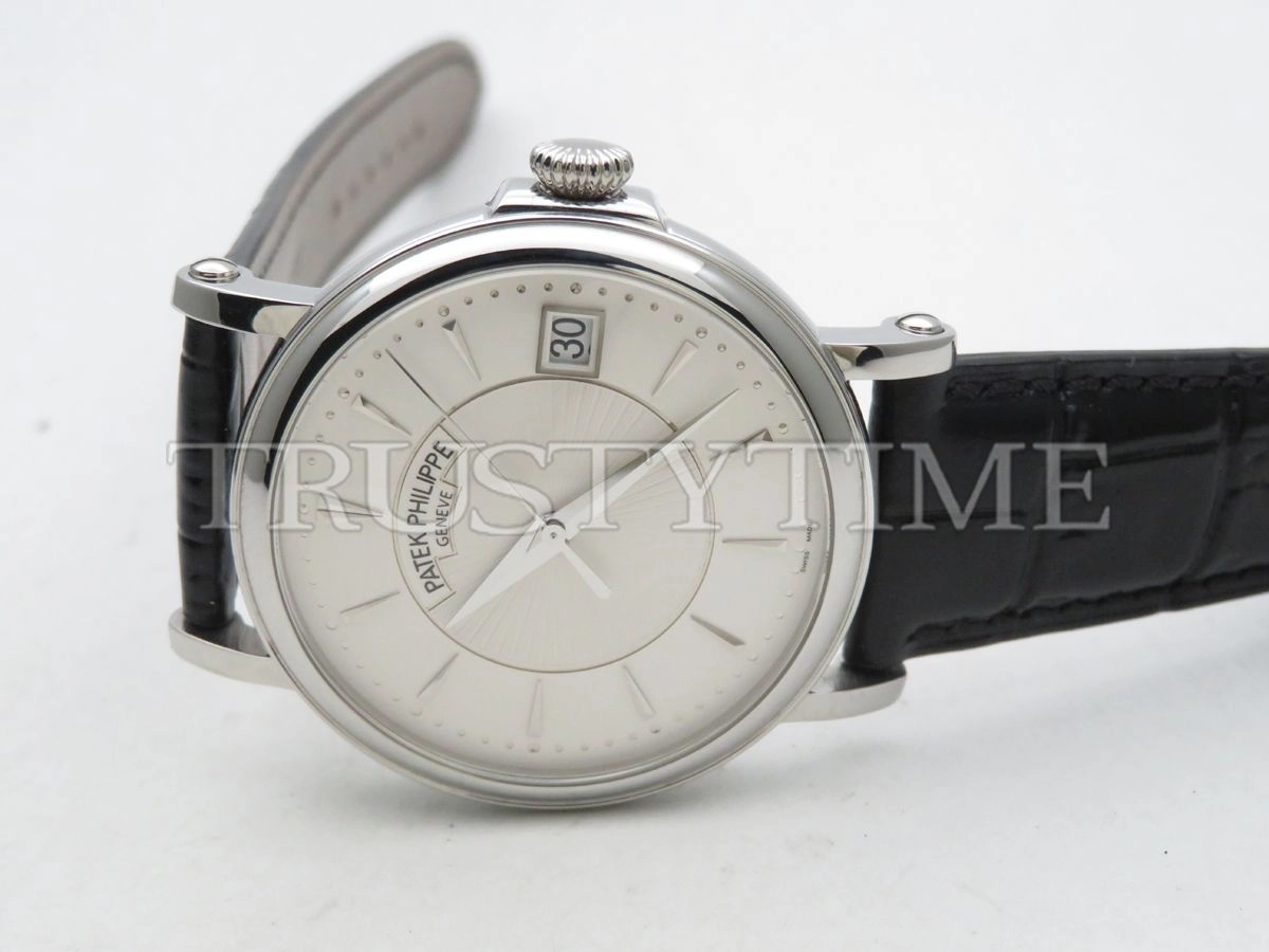 Копия часов Patek Philippe Calatrava 38mm 5153G-010