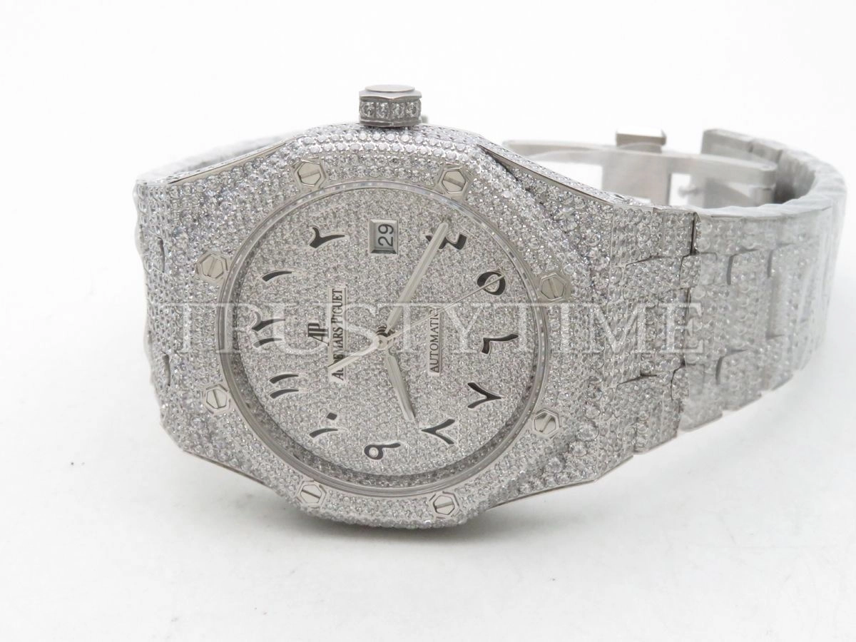 Копия часов Audemars Piguet Royal Oak 15400 Full Diamond