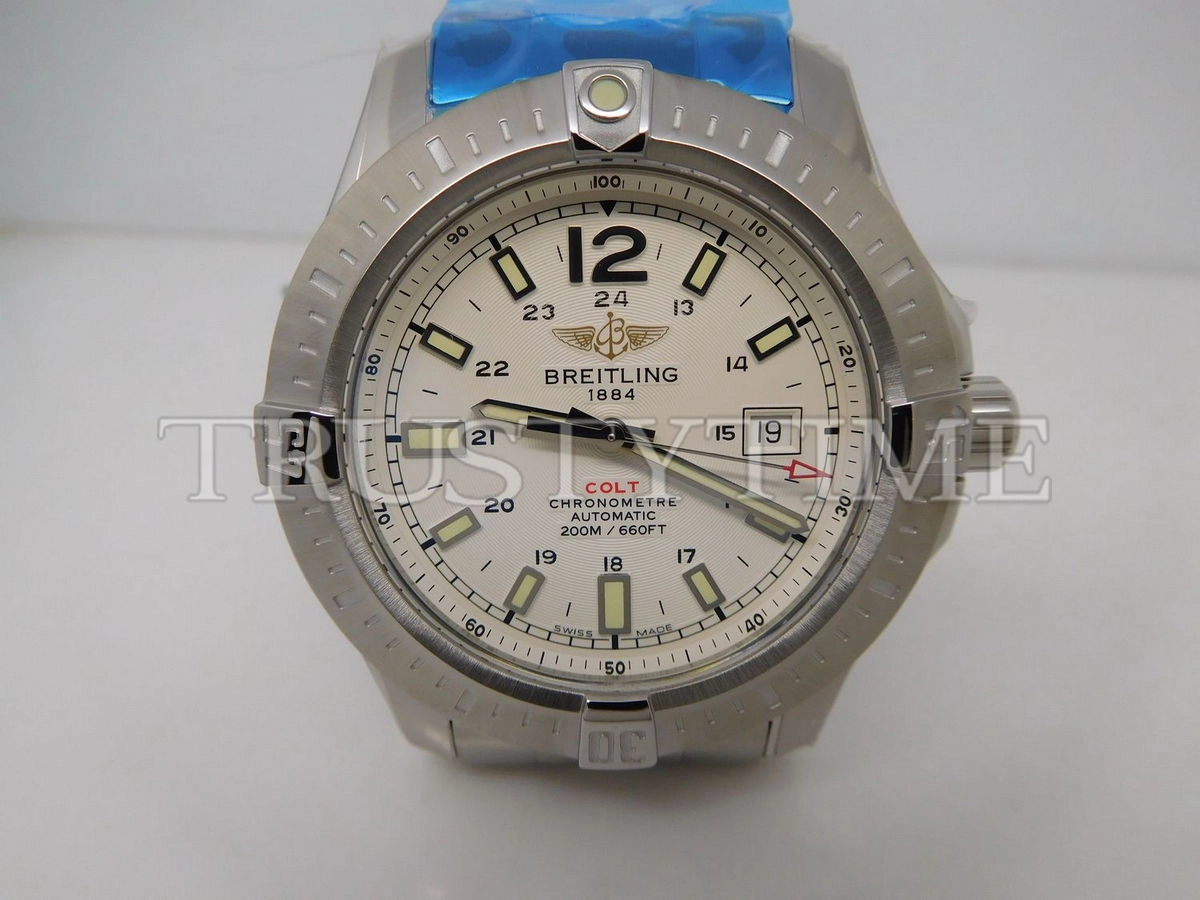 Копия часов Breitling Colt Automatic Stratus 44 A1738811/G791/173A