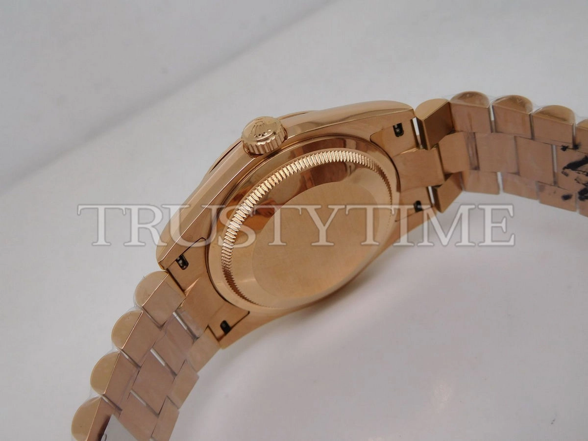 Копия часов Rolex Day-Date 36mm 118235F-0121