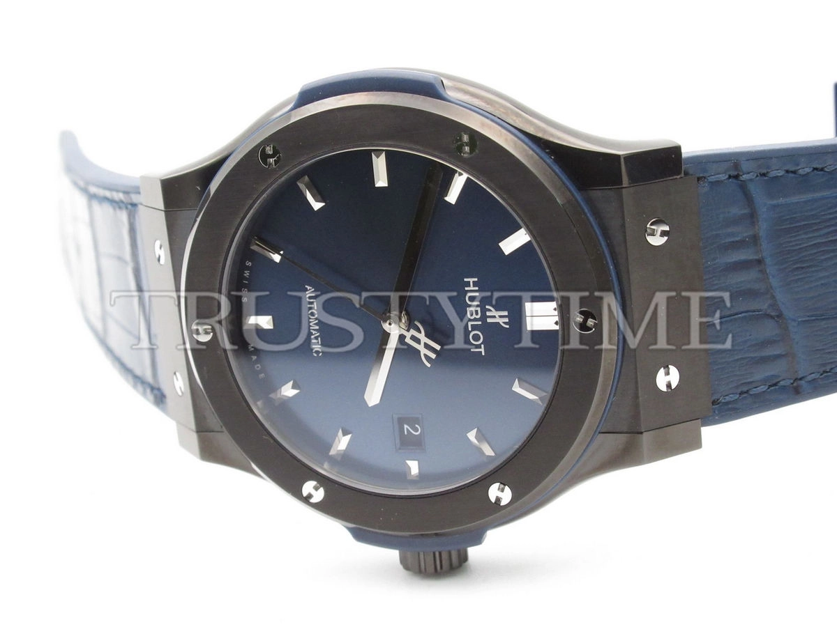 Копия часов Hublot Classic Fusion 42mm 542.CM.7170.LR