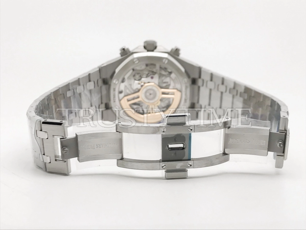 Копия часов Audemars Piguet Royal Oak Selfwinding Chronograph 26240ST.OO.1320ST.06