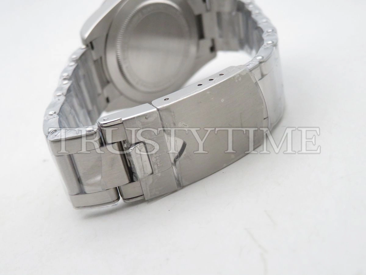 Копия часов Tudor Heritage Black Bay 39mm M79230B-0008