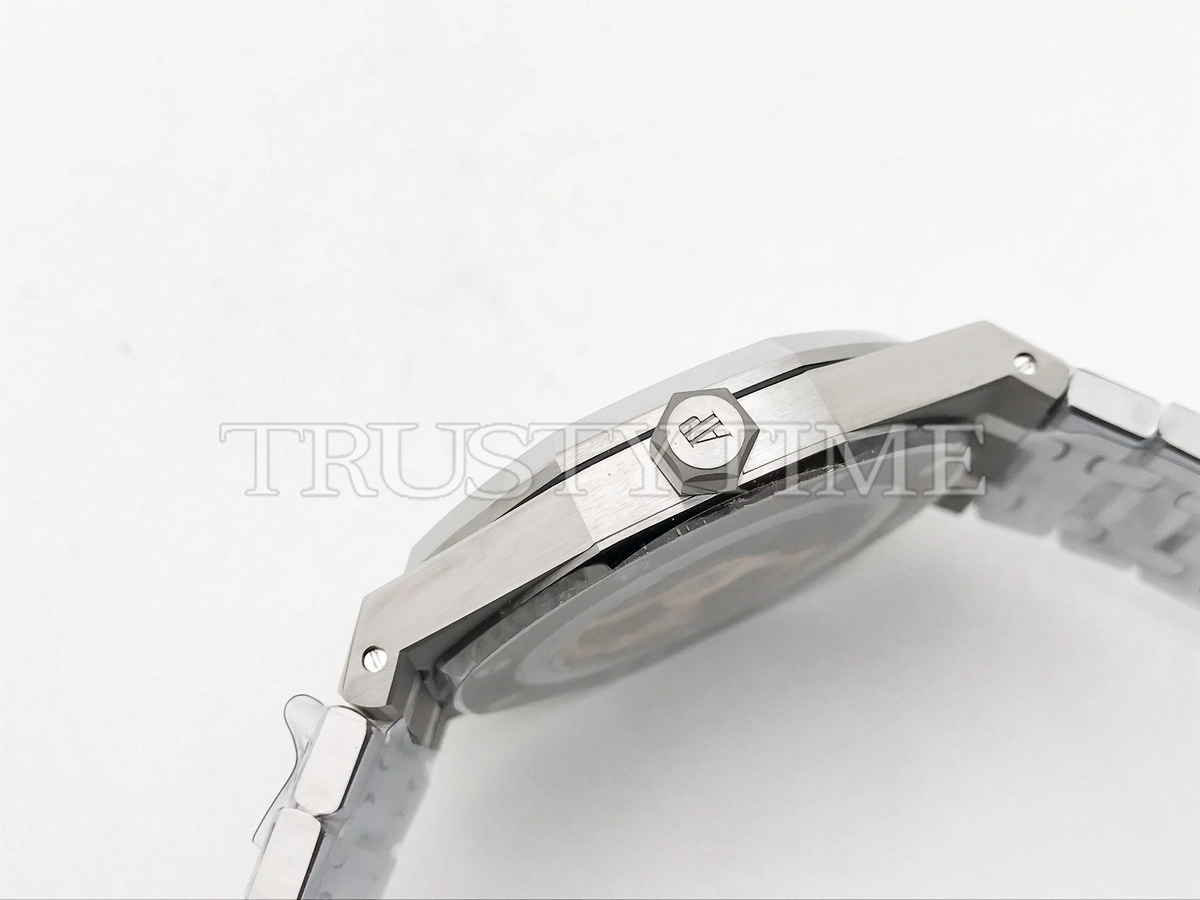 Копия часов Audemars Piguet Royal Oak Double Balance Wheel 15407ST.OO.1220ST.01