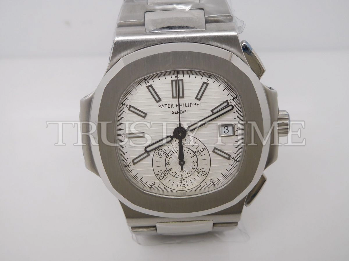Копия часов Patek Philippe Nautilus Chronograph 40,5mm 5980/1A-019
